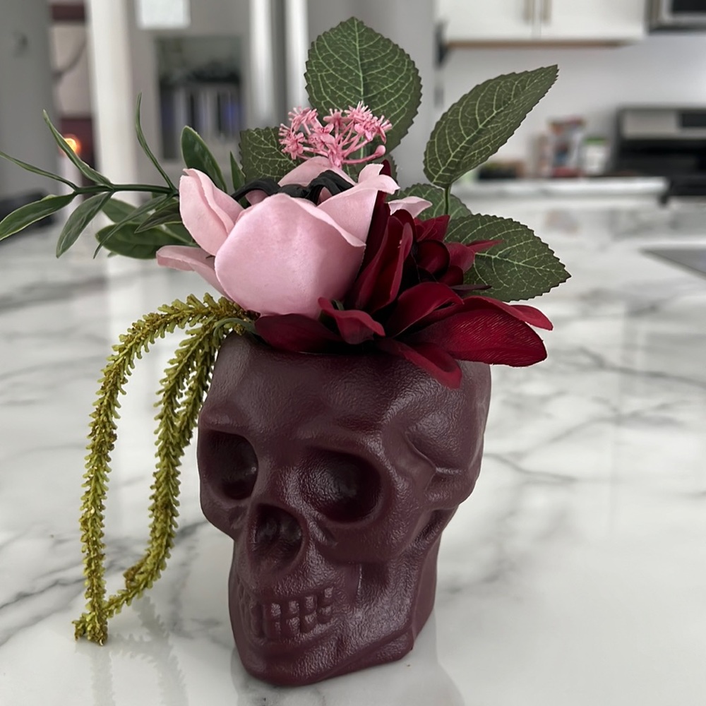 Target Bullseye 2023 - NWT - Faux Fall Bouquet in Skull Vase